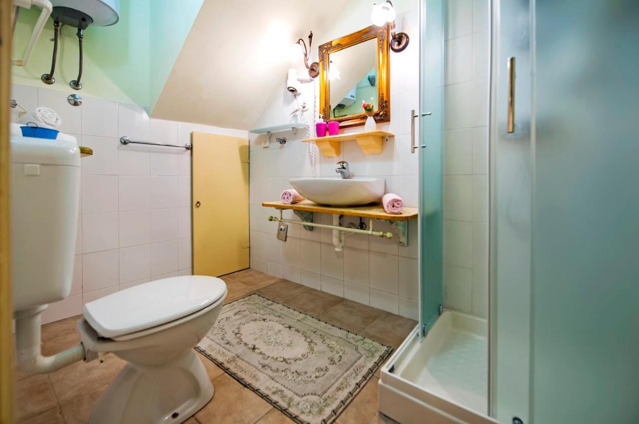 Guest House Sotto I Volti Centro Storico Ровинь Экстерьер фото