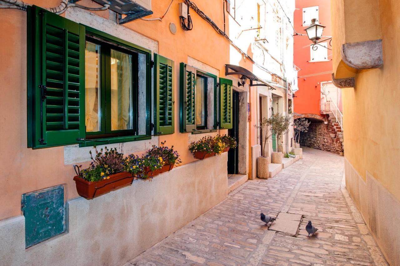 Guest House Sotto I Volti Centro Storico Ровинь Экстерьер фото