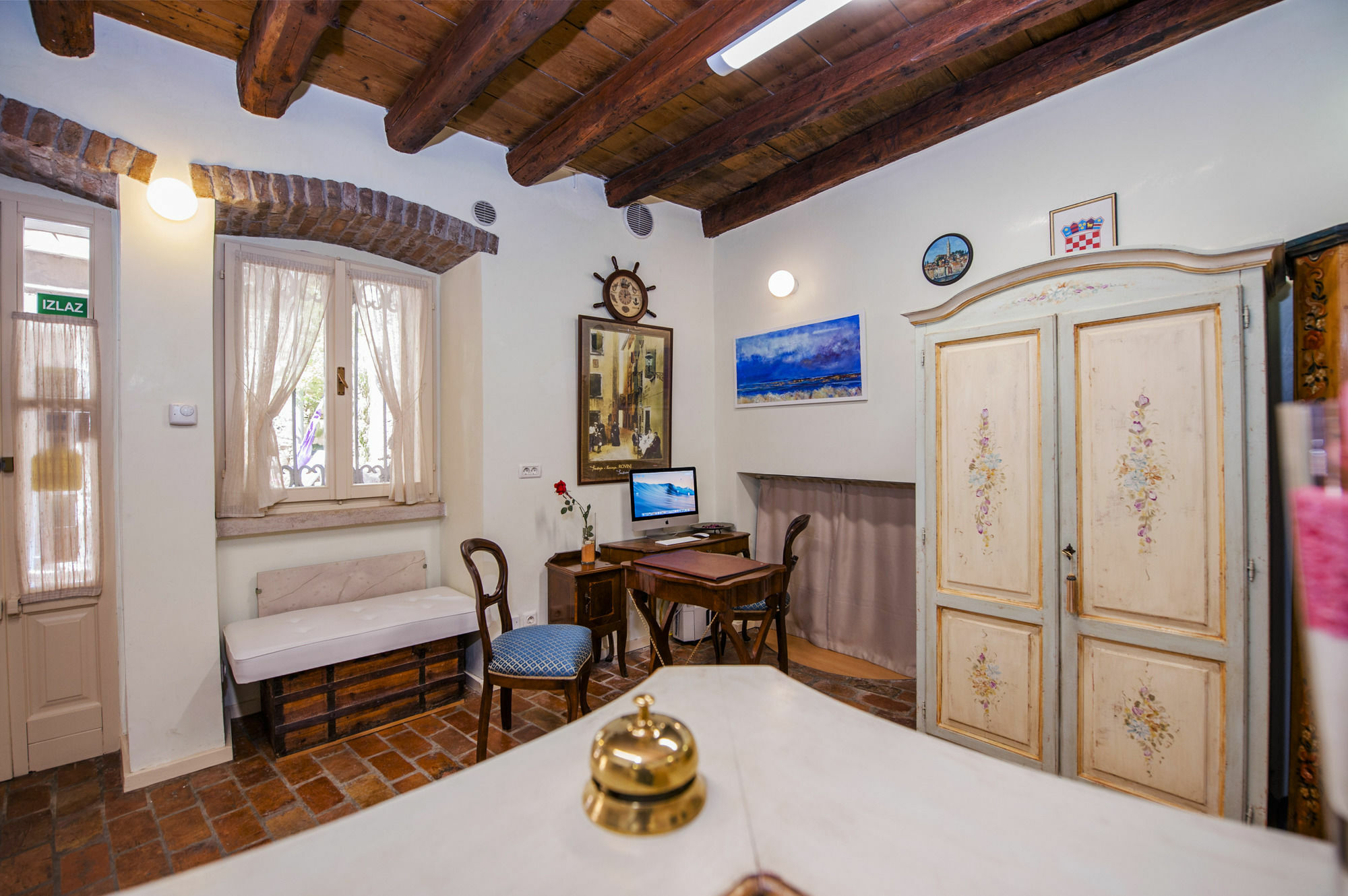 Guest House Sotto I Volti Centro Storico Ровинь Экстерьер фото